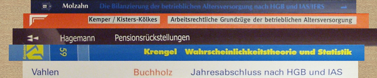 Buchrücken von Fachliteratur